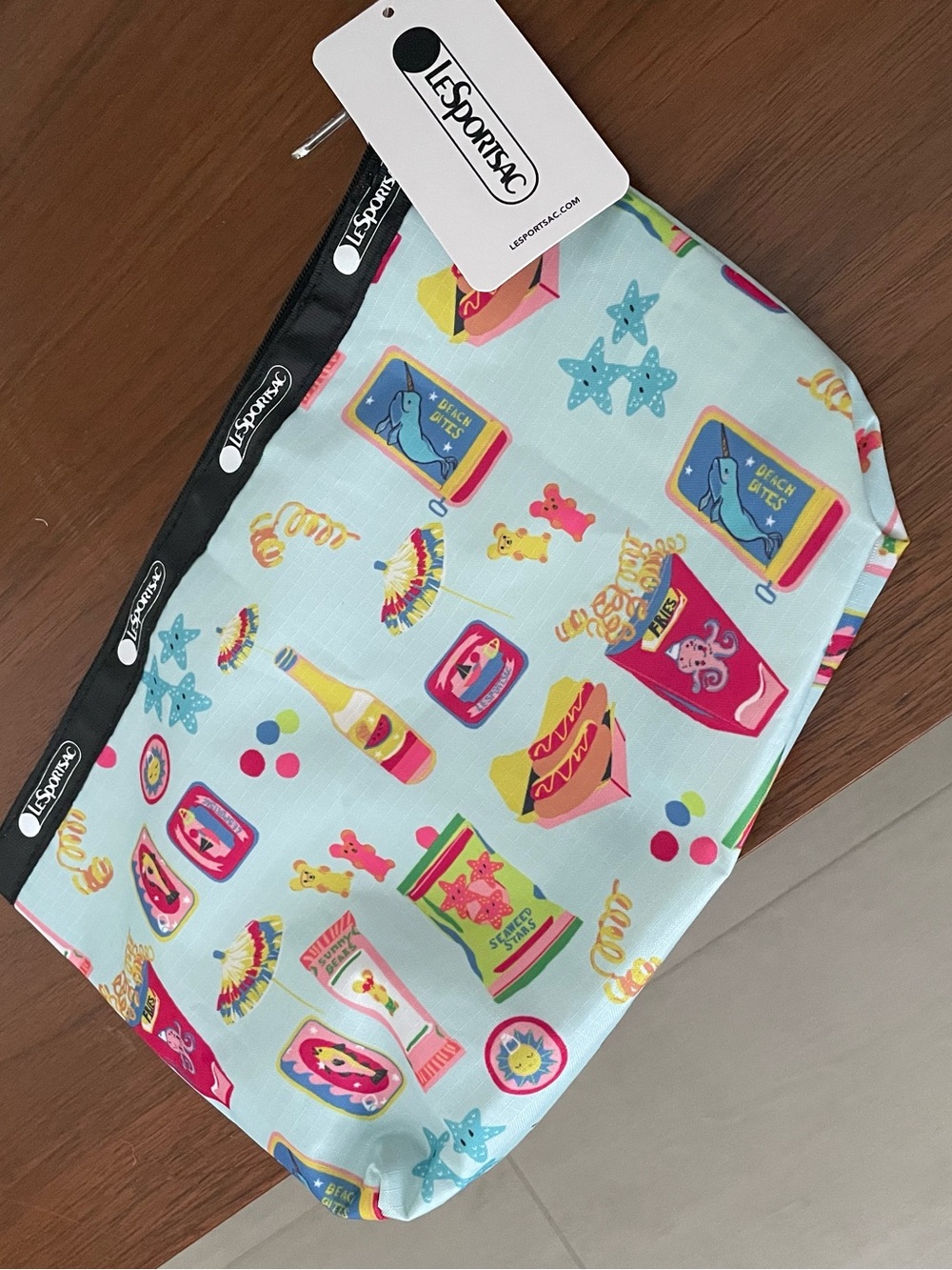 Le sports sac cosmetics bag summer snacks print